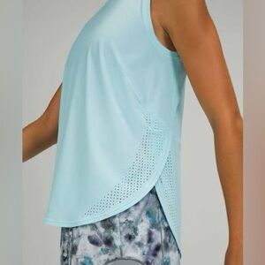 Lululemon High Neck Split Hem Run Tank